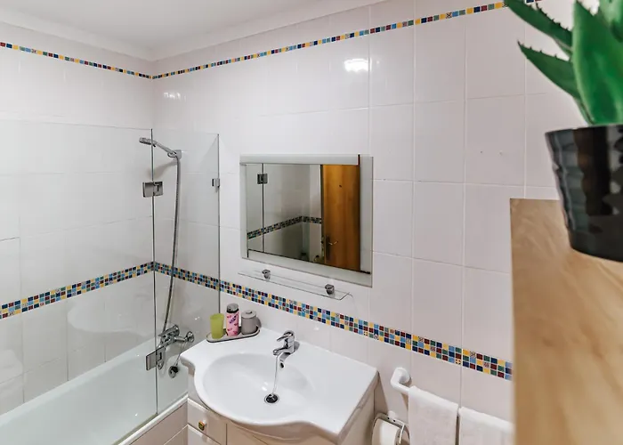 Front * Ferrel (Leiria)