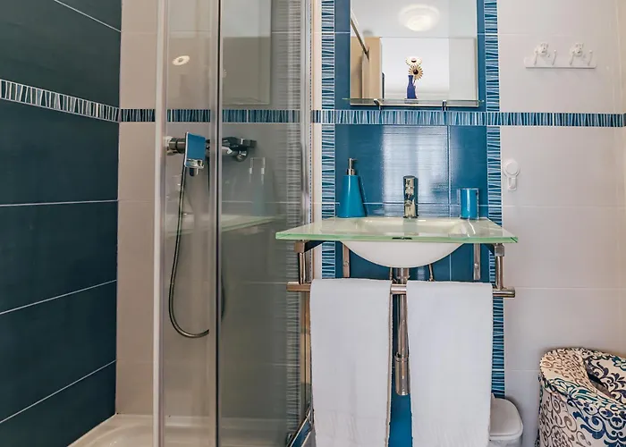 Front Apartamento Ferrel (Leiria)